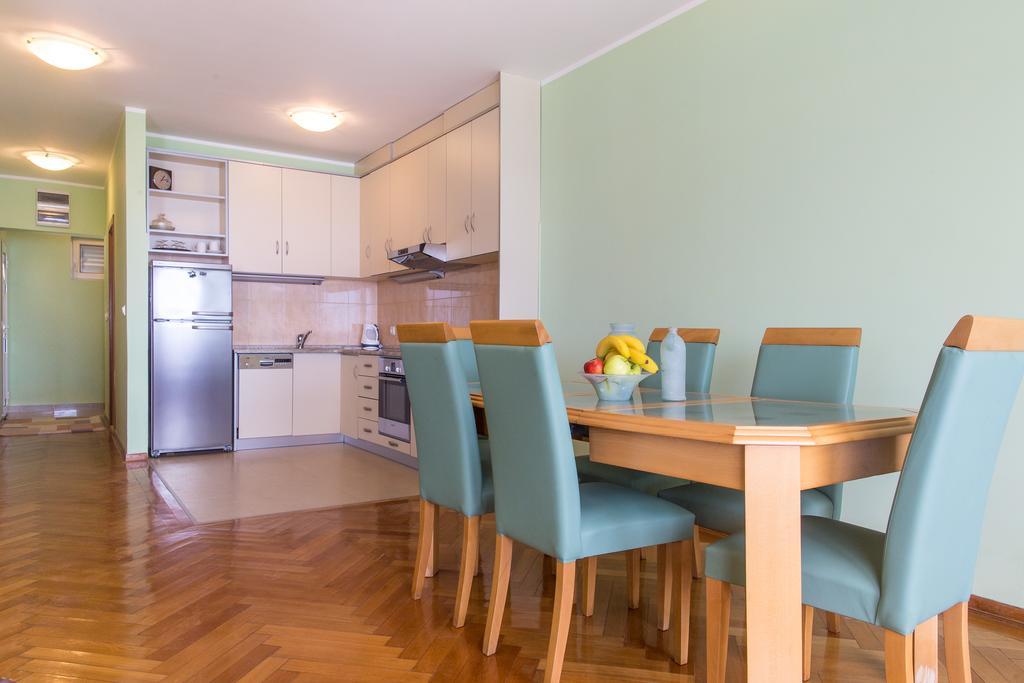 Saint Stefan Apartments Sveti Stefan Szoba fotó